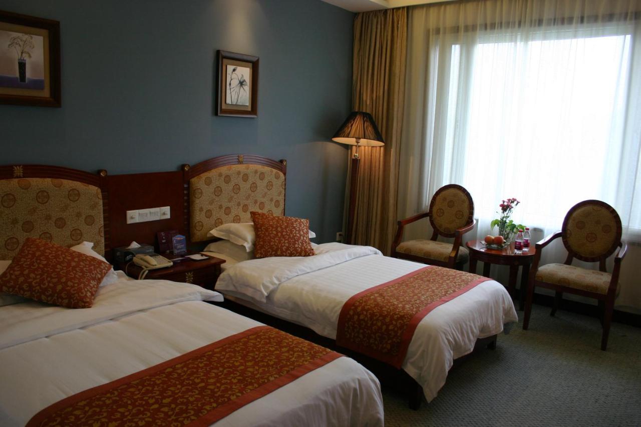 Suzhou Taoyuan International Holiday Hotel ภายนอก รูปภาพ