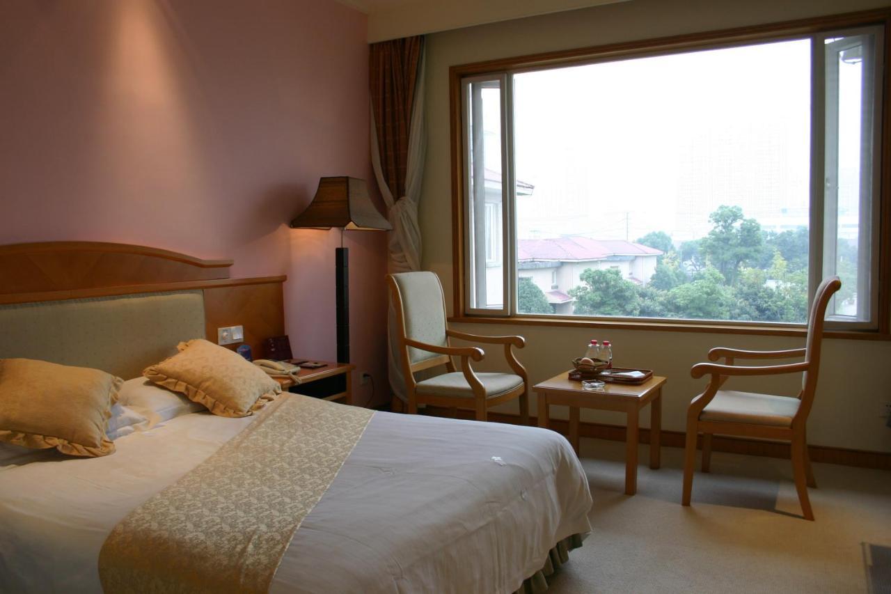 Suzhou Taoyuan International Holiday Hotel ภายนอก รูปภาพ